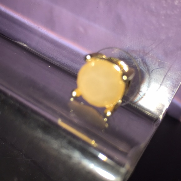 dome shaped errings - Picture 4 of 4